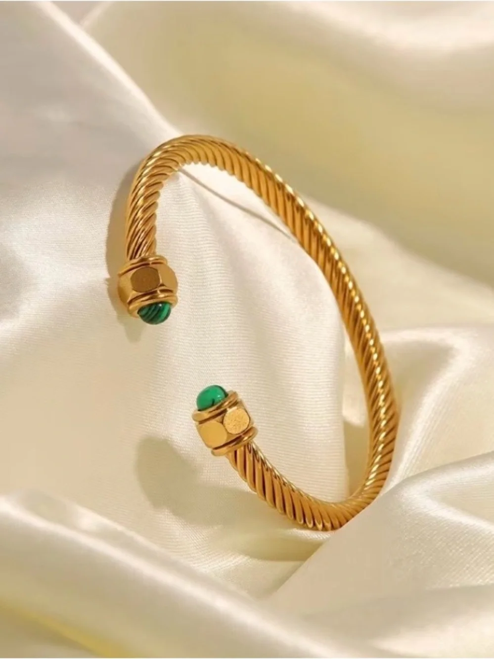 NEW! Twisted Cuff Bracelet with Green Accent. Cabel Classic Bracelet A0-12